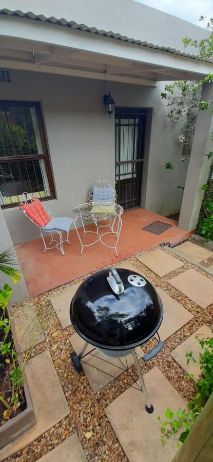 Abigail'S Garden Cottage Montagu Exterior foto